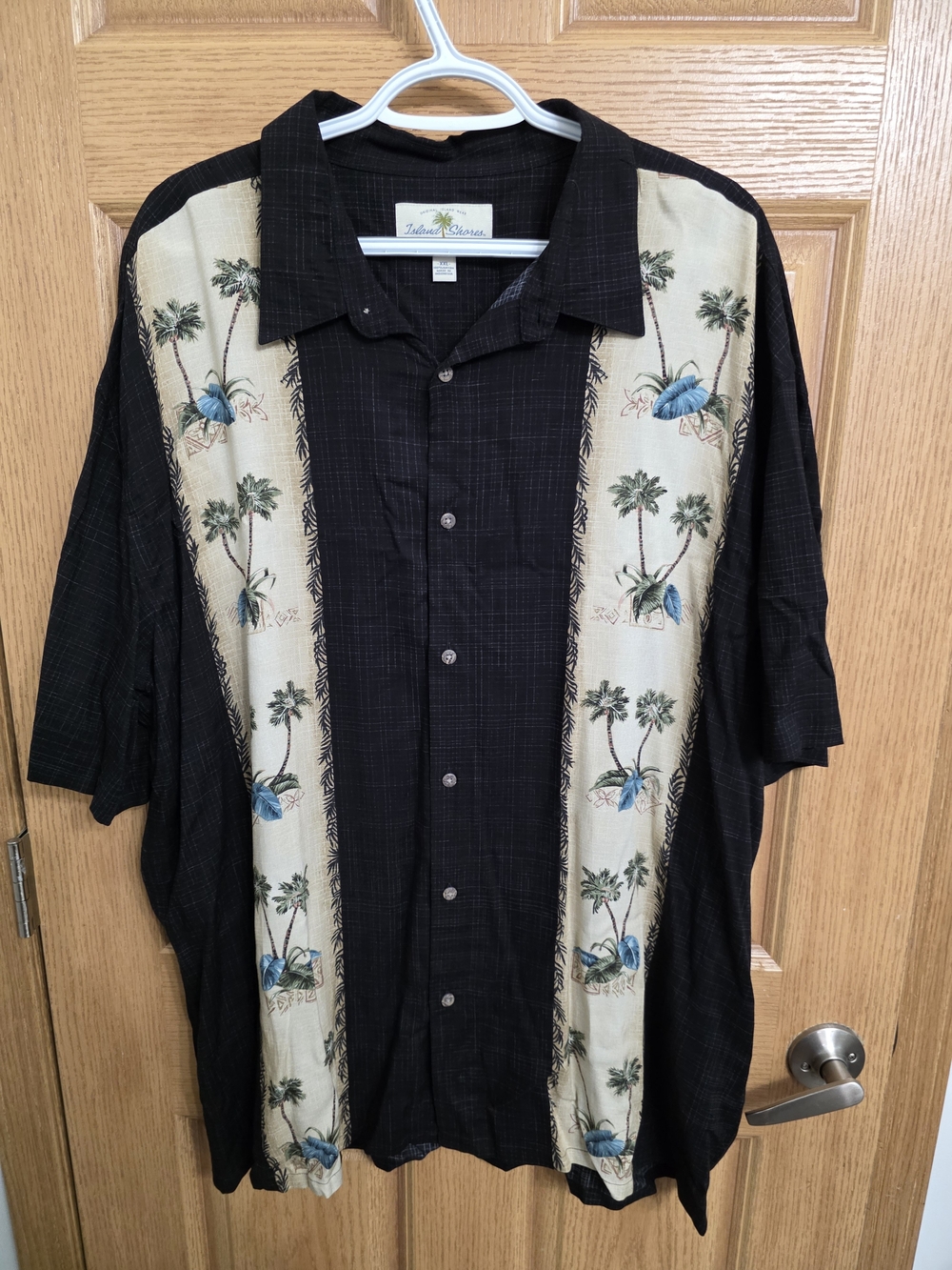 Island Shores Men’s Short-Sleeve Button-Down Shirt Black with Beige Palm Panels